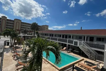 Holiday Isles Resort