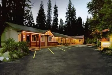 Tahoe North Shore Lodge