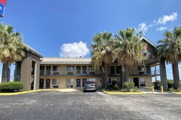 Travelodge by Wyndham San Antonio Lackland AFB North