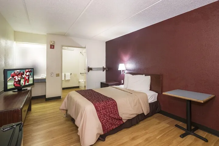Room 5 of 22