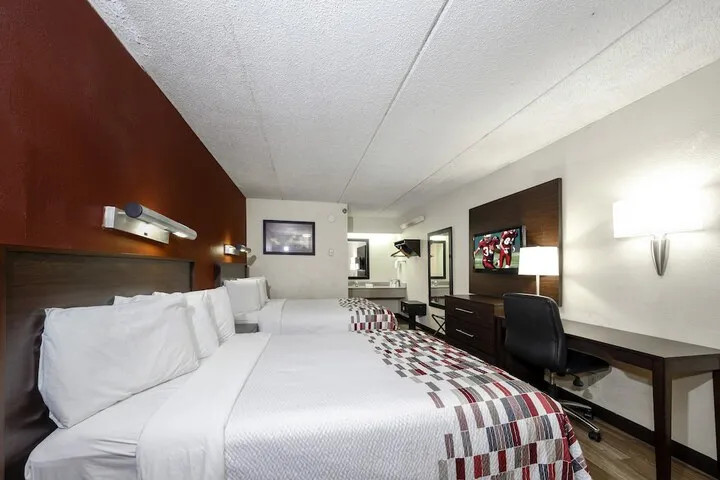 Room 5 of 37