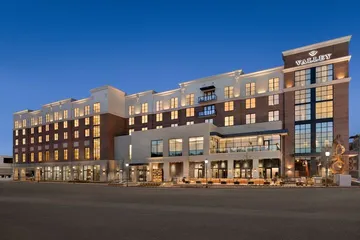 Valley Hotel Homewood Birmingham Curio Collection by Hilton
