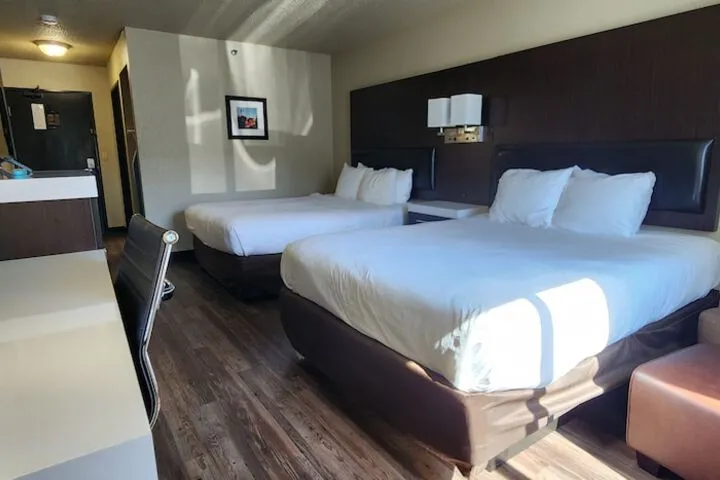 Room 5 of 29