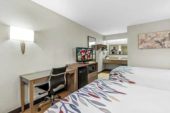 Room 4 of 22