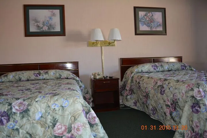 Room 4 of 38
