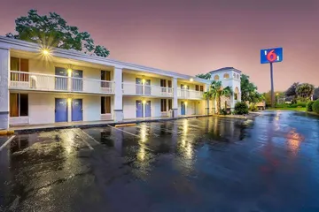 Motel 6 Gainesville FL