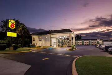 Super 8 by Wyndham Columbia