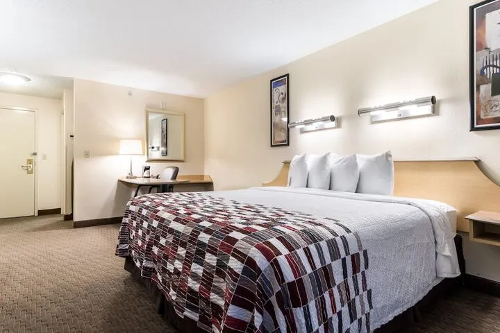 Room 3 of 24