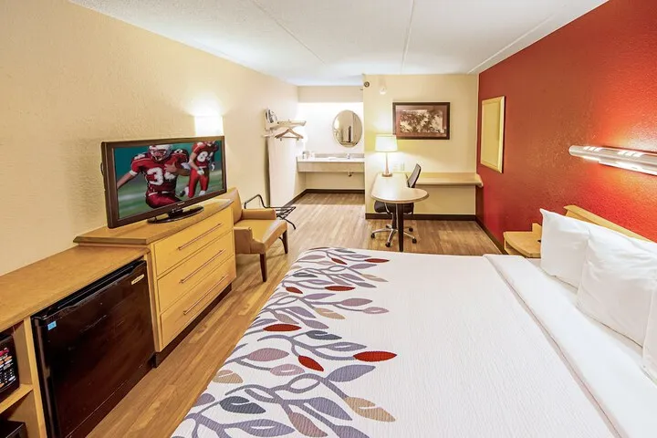 Room 5 of 25