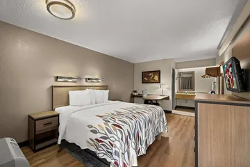 Red Roof Inn Detroit - Royal Oak / Madison Heights