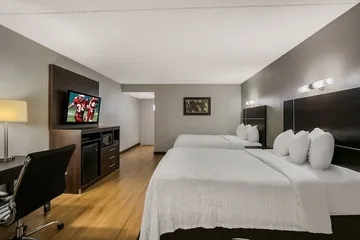 Red Roof Inn PLUS+ & Suites Knoxville West-Cedar Bluff