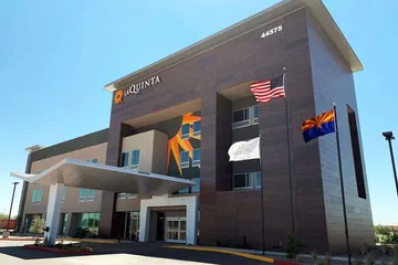La Quinta Inn & Suites by Wyndham Maricopa - Copper Sky