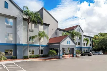 Suburban Studios Orlando - Ocoee / Winter Garden
