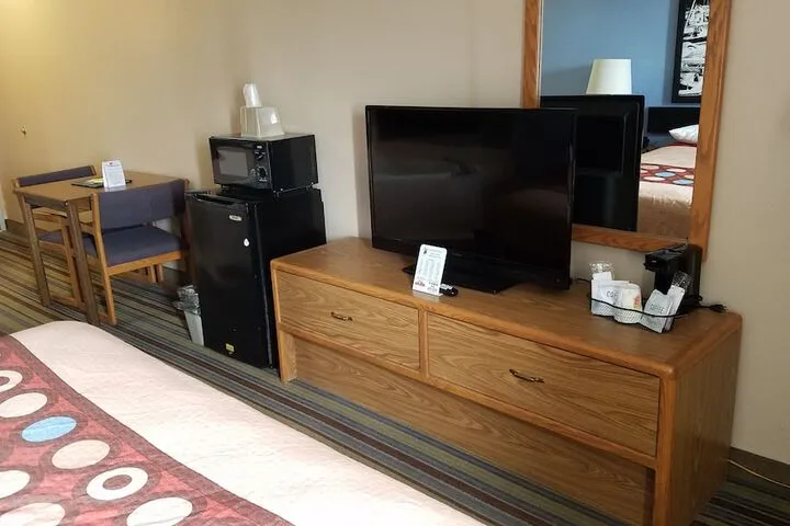 Room 5 of 30