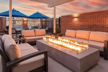Hyatt House Charlotte / Rea Farms