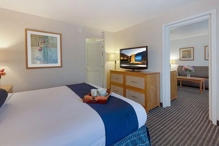 Room 5 of 51