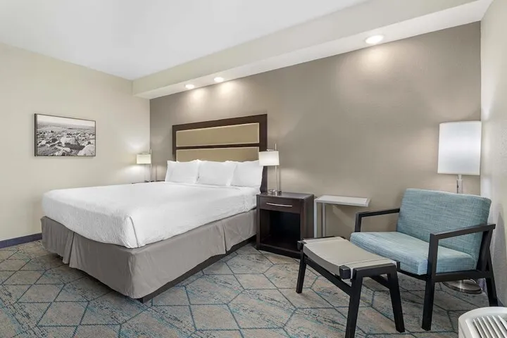 Room 4 of 45