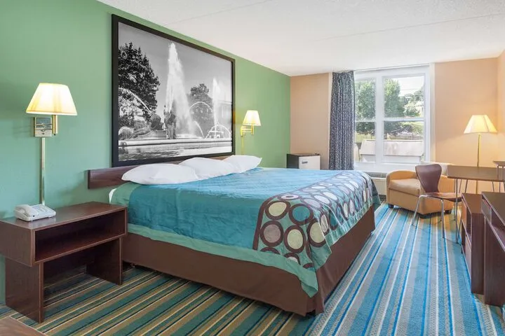 Room 3 of 13