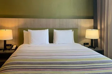 Country Inn & Suites by Radisson San Jose International Airport, CA