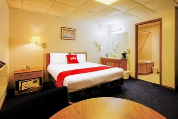 OYO Hotel Chapmanville Inn WV - Hwy 119