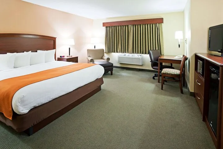 Room 4 of 31