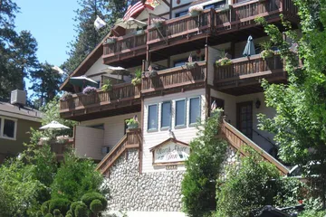 The North Shore Inn