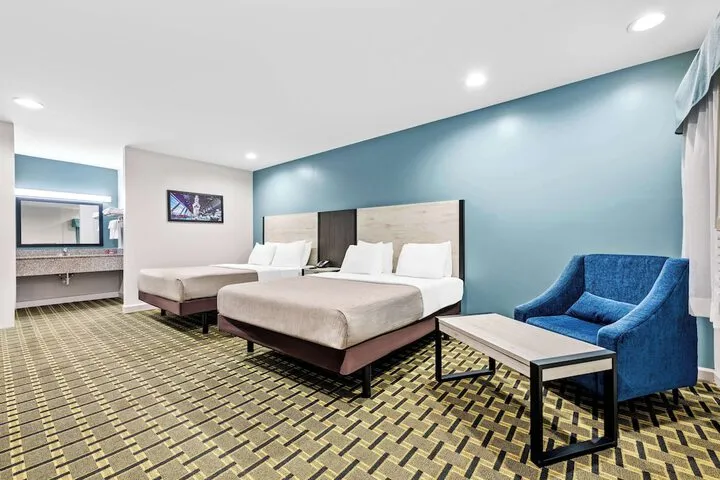 Room 4 of 29