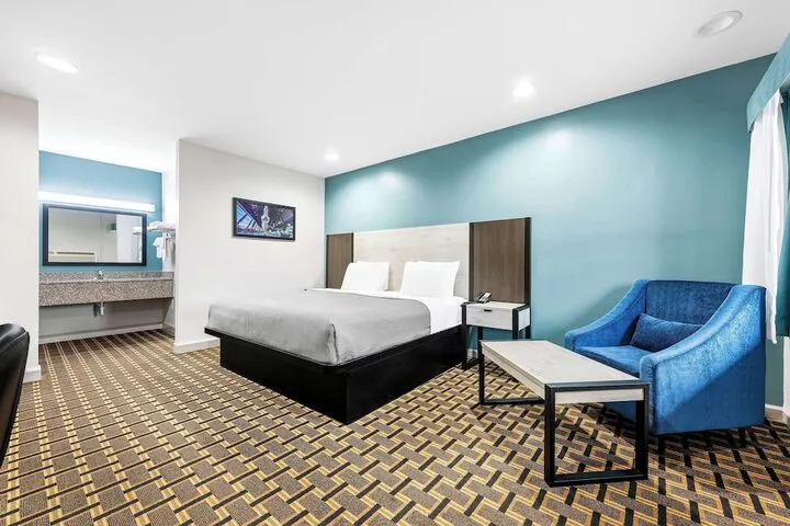 Room 5 of 29