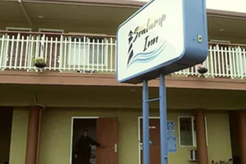 Sealamp Inn