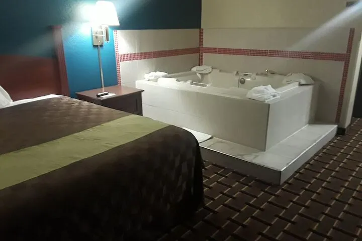 Room 5 of 29