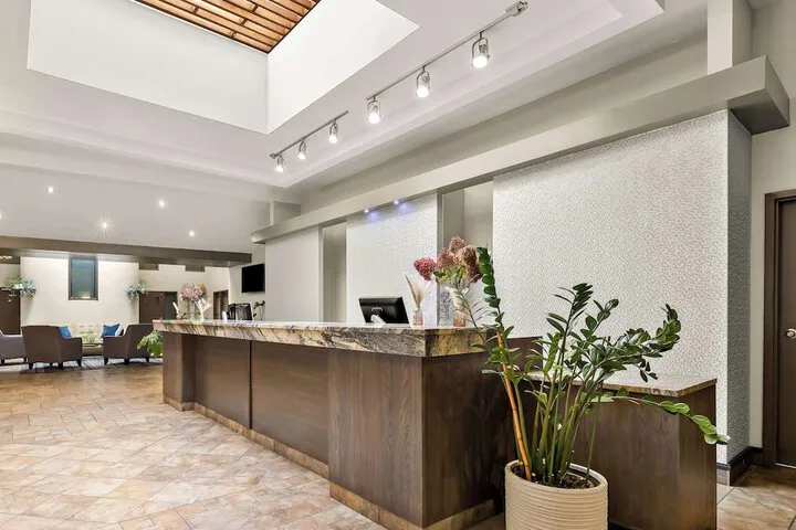 Hotel Interior 4 of 43