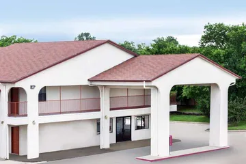 Deluxe Inn Denton