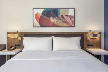Hilton Garden Inn Chicago / Oak Brook