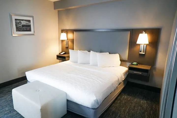 Room 5 of 39