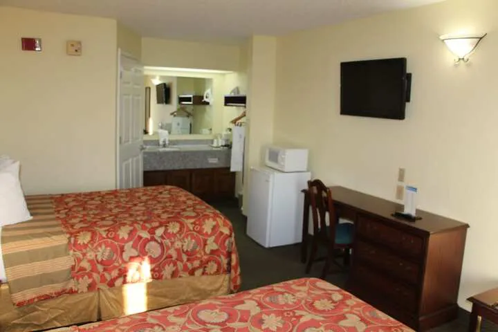 Room 3 of 15
