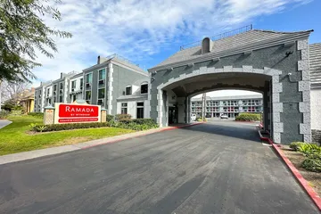 Ramada by Wyndham Anaheim Convention Center