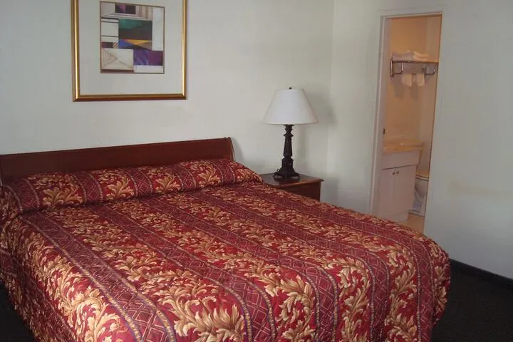 Room 5 of 34