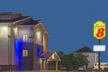 Super 8 by Wyndham New Castle