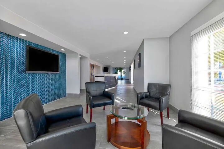 Hotel Interior 4 of 25