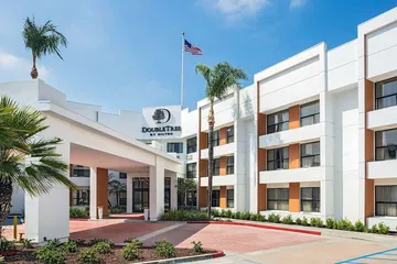 DoubleTree by Hilton Pomona
