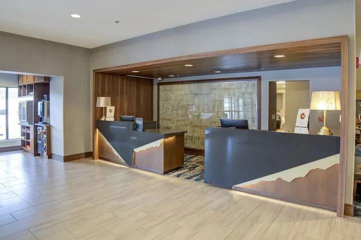 Hotel Interior 4 of 47