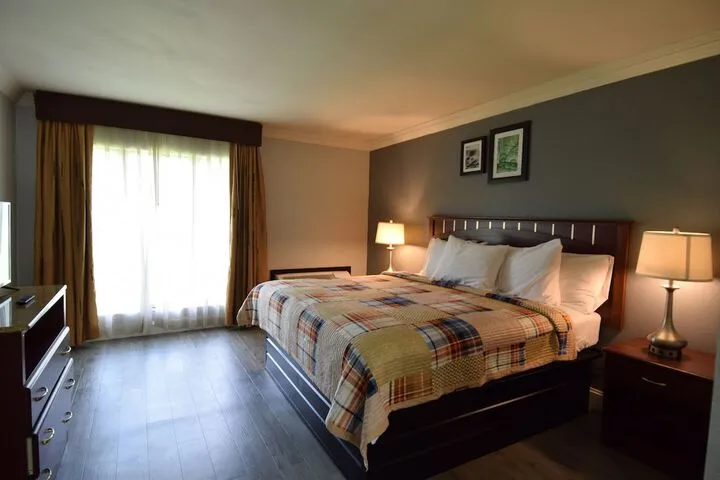 Room 3 of 22
