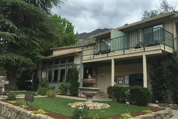 Cedar Lodge