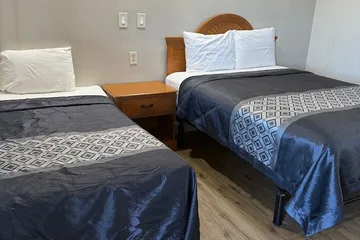 Apple Valley Motel
