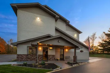Super 8 by Wyndham Kent / Akron Area