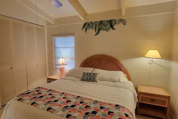 Tropical Resort & Marina on Lake Beresford