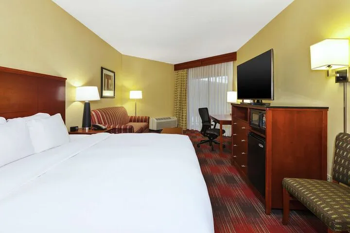 Room 3 of 55