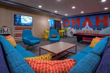 Tru by Hilton Omaha I-80 at 72nd Street NE