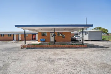 OYO Hotel Luling TX Downtown I-10 / US-90
