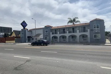 Crescent Inn